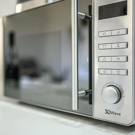 Nella Corte Del Mulino, 1 Passo Dal Centro Con Parcheggio Modena