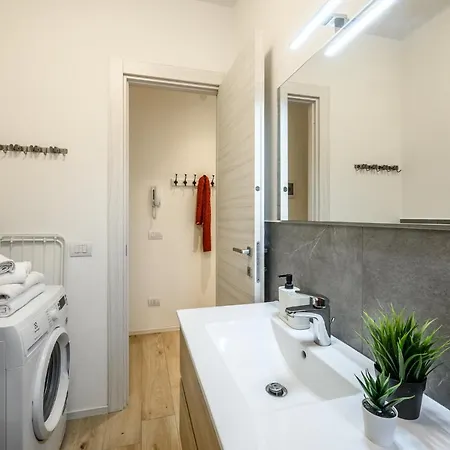 Nella Corte Del Mulino, 1 Passo Dal Centro Con Parcheggio *