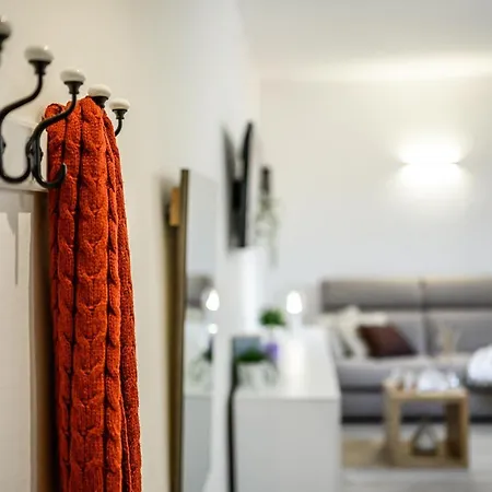 Апартаменты Nella Corte Del Mulino, 1 Passo Dal Centro Con Parcheggio *