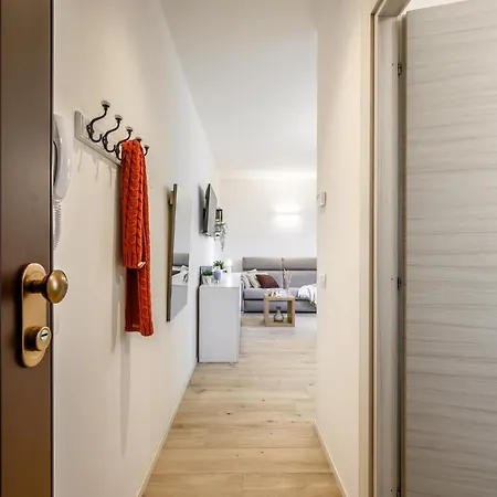 Nella Corte Del Mulino, 1 Passo Dal Centro Con Parcheggio Apartment Modena