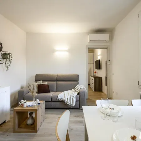 Appartamento Nella Corte Del Mulino, 1 Passo Dal Centro Con Parcheggio *