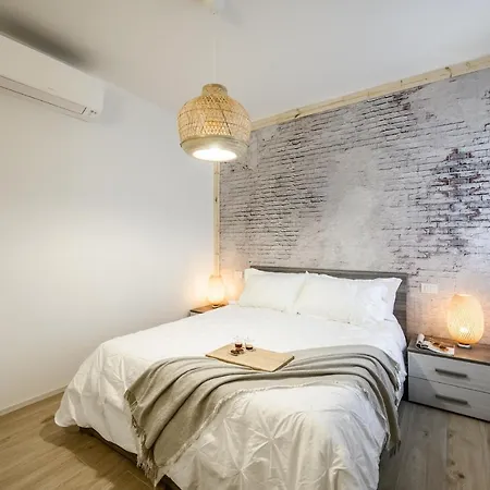 Nella Corte Del Mulino, 1 Passo Dal Centro Con Parcheggio Apartment *