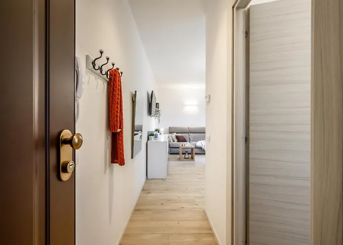 Nella Corte Del Mulino, 1 Passo Dal Centro Con Parcheggio アパート モデナ