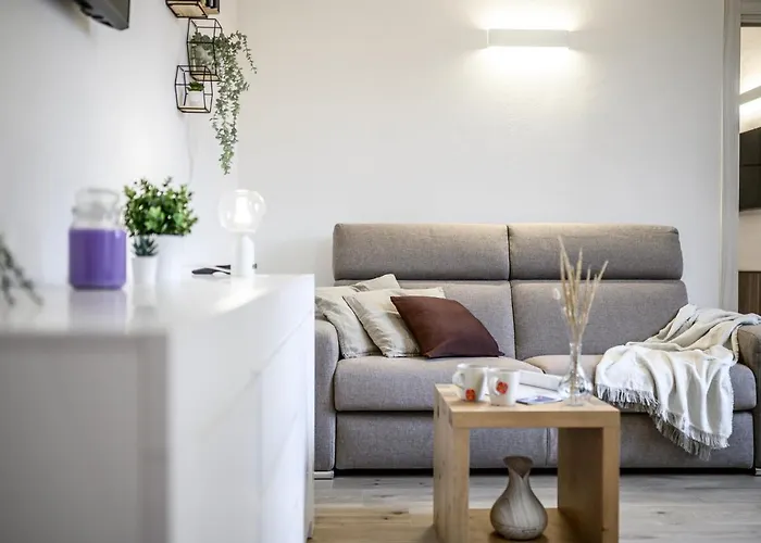 Nella Corte Del Mulino, 1 Passo Dal Centro Con Parcheggio Апартаменты *