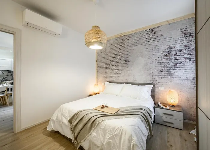 Nella Corte Del Mulino, 1 Passo Dal Centro Con Parcheggio アパート *