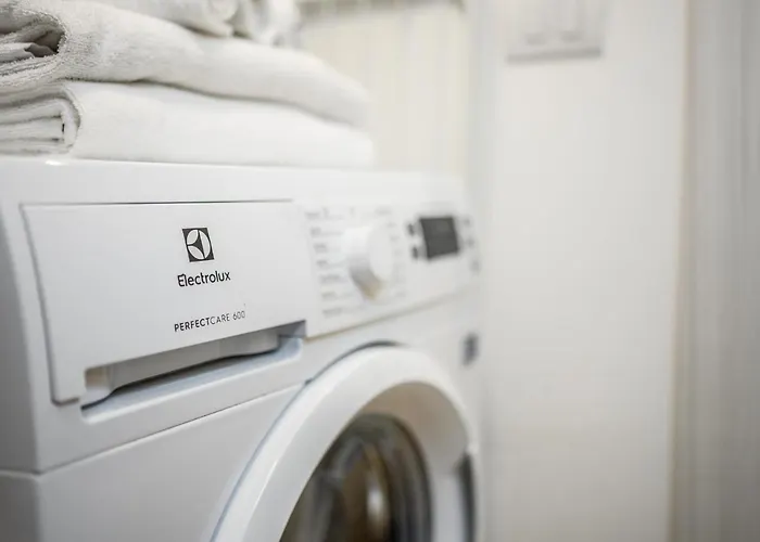 Nella Corte Del Mulino, 1 Passo Dal Centro Con Parcheggio アパート モデナ